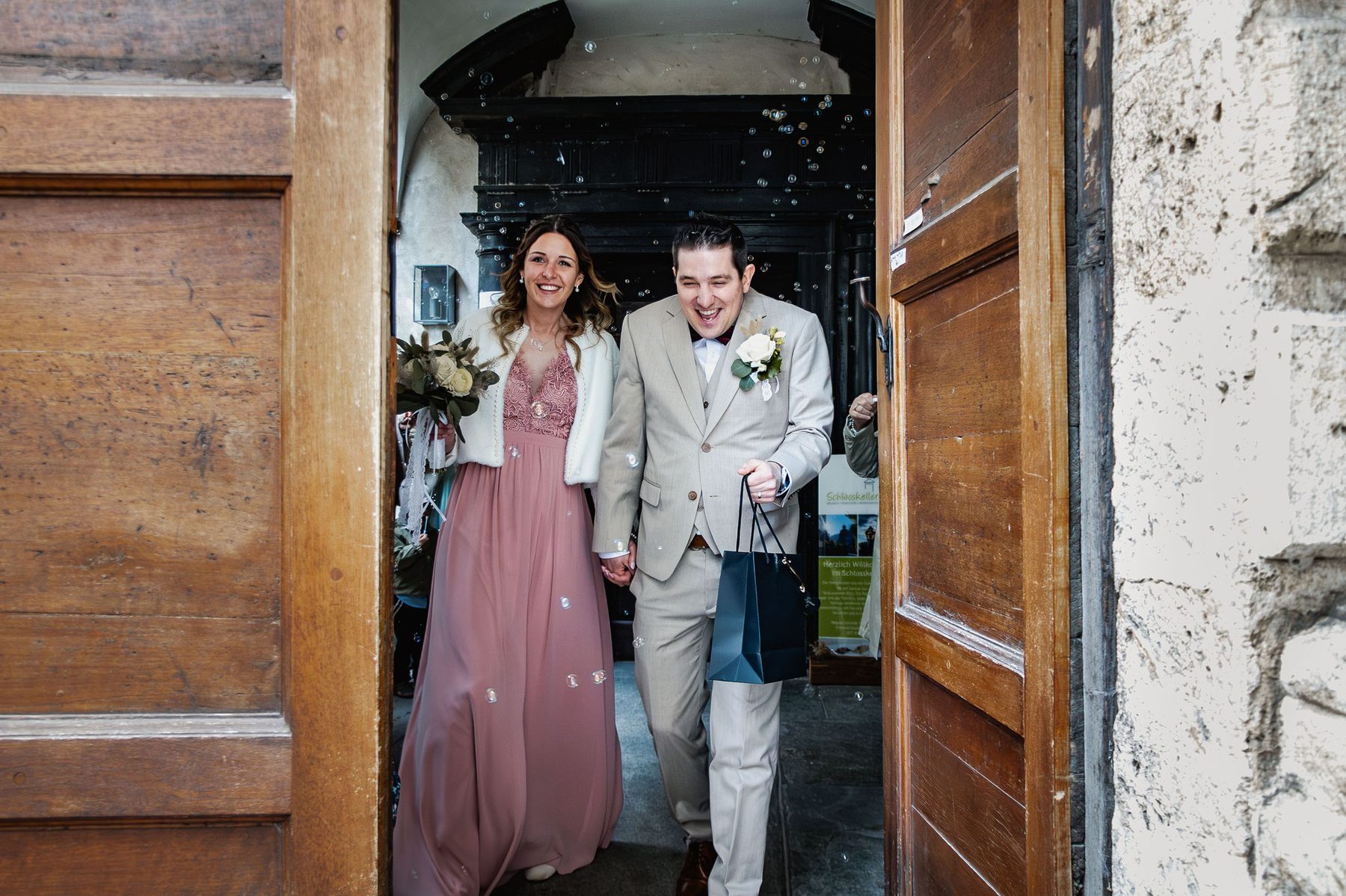 Hochzeitsfotografie Reportage Wallis – Grafisto